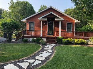 1464 Lakeview Rd N, Dahinda, IL 61428