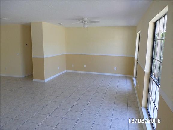 2nd image of 376 18th Ave
