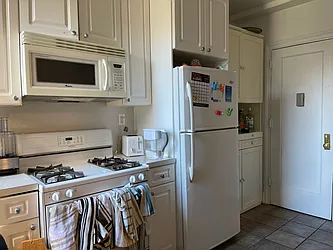 Rented by Rita S Citrin, LREB