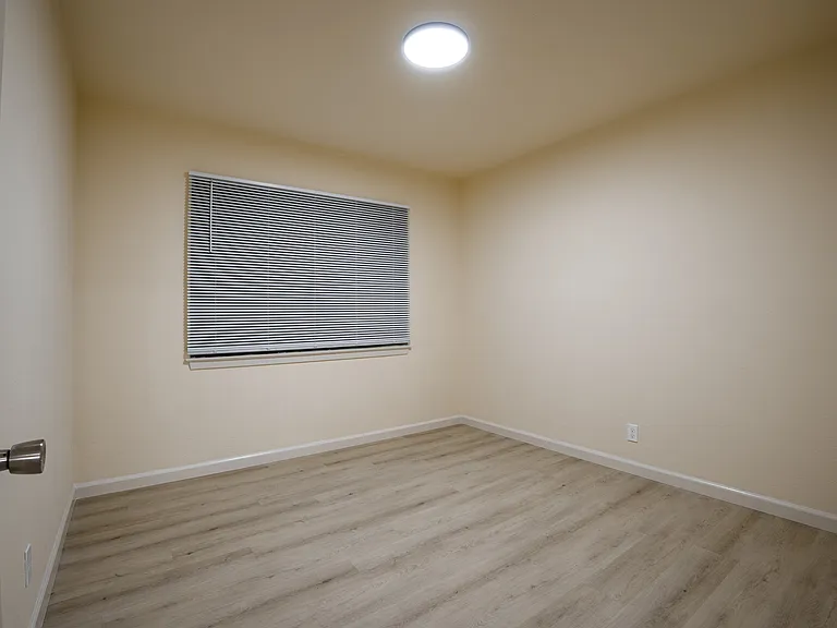 582 Euclid Ave #A — Photo 20