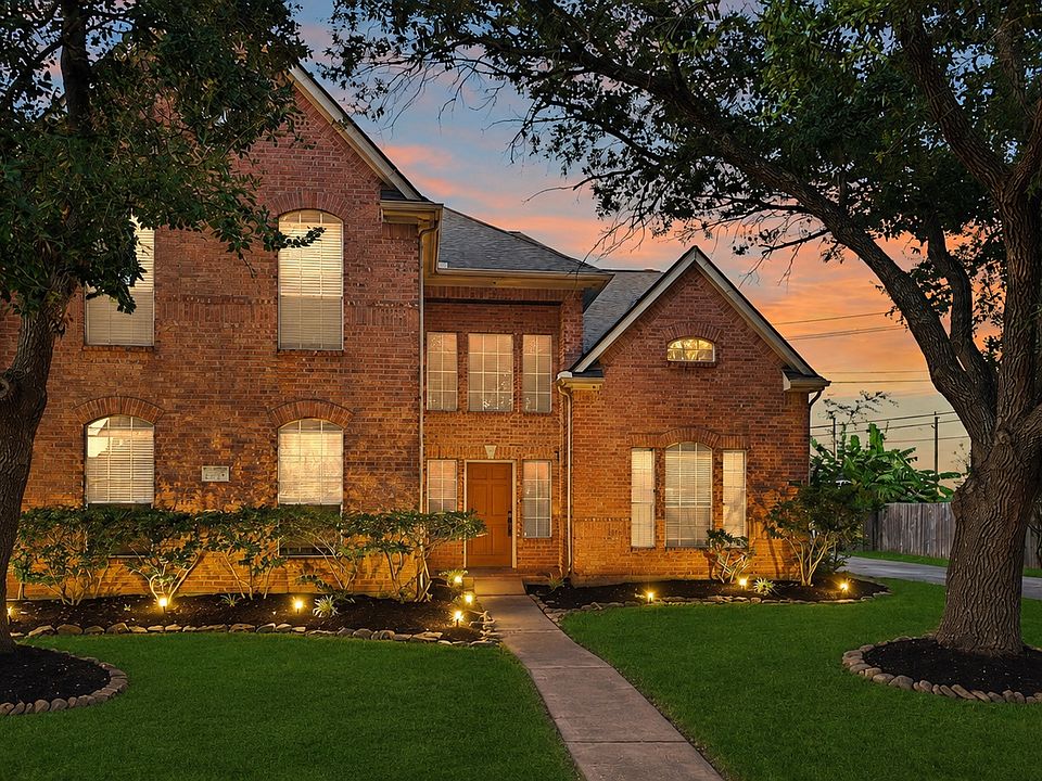 1st image of 2510 Vermillion Dr
