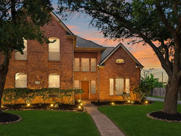 2510 Vermillion Dr, Seabrook, TX 77586