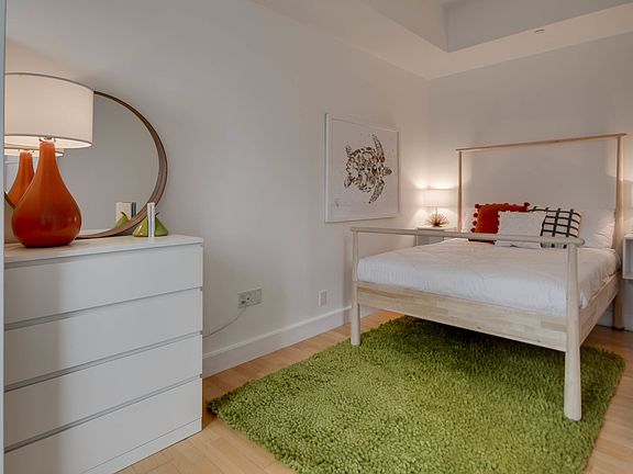 5th image of 80 Chambers St APT 13E