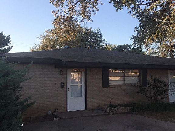5th image of 1910 Gregory Dr APT B