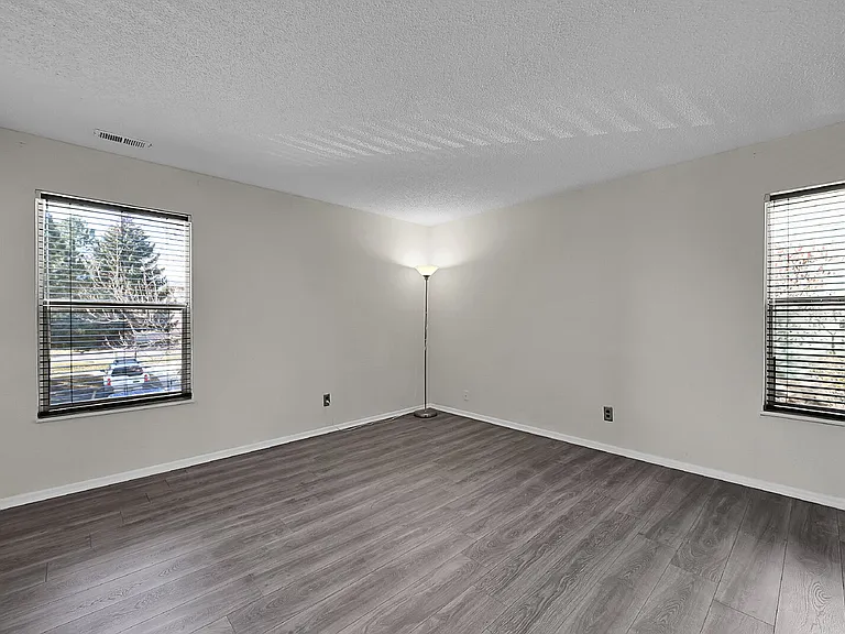 148 W Rockrimmon Blvd #201 — Photo 13