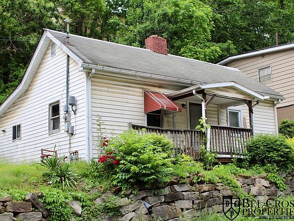 2nd image of 389 Falling Run Rd