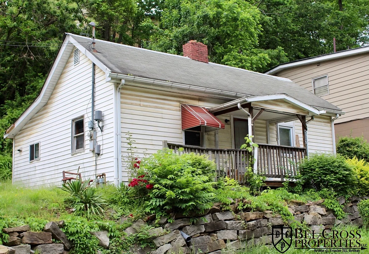 Building Photo - 389 Falling Run Rd