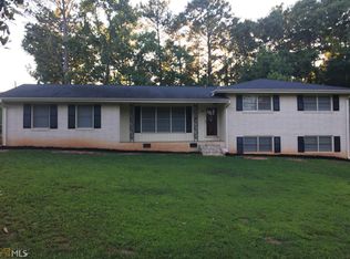 100 Parkwood Dr, Stockbridge, GA 30281