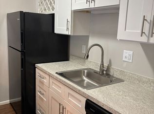 488 Prospect Creek Dr, Ballwin, MO 63021