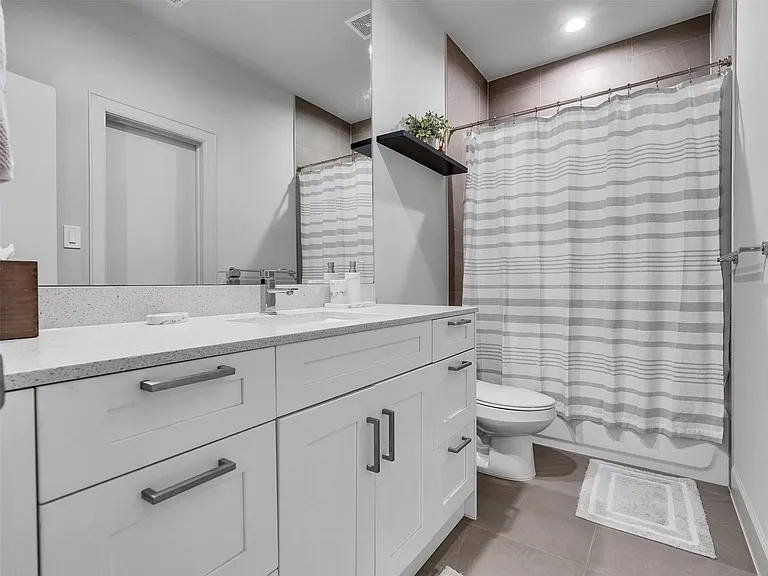5702 Rucio Ln — Photo 22