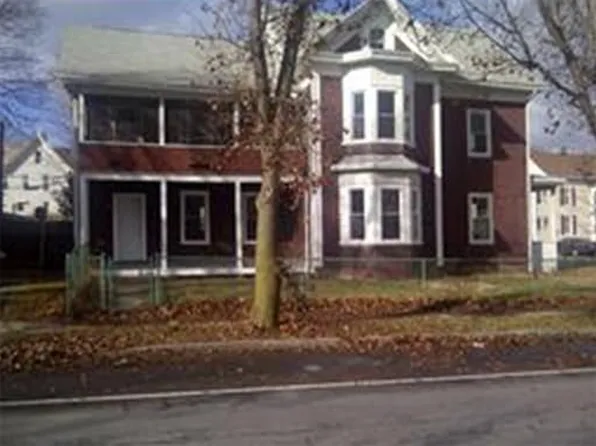 822 Dwight St, Holyoke, MA 01040