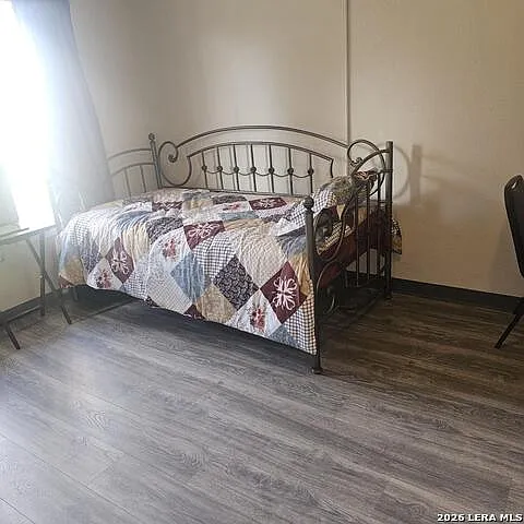 1 bed, 1.0 bath, 880 sqft, $1,120 — Photo 1