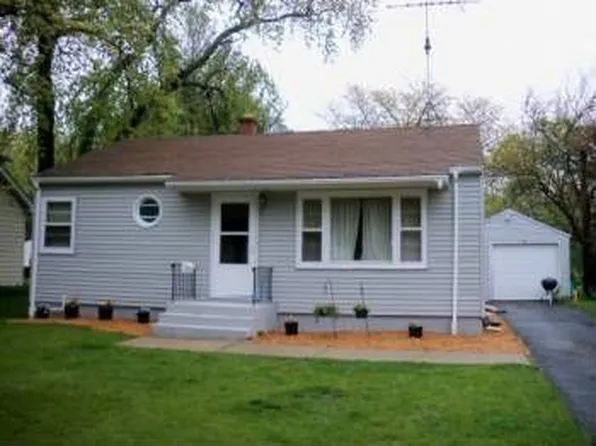 2215 Elizabeth Ave, Zion, IL 60099