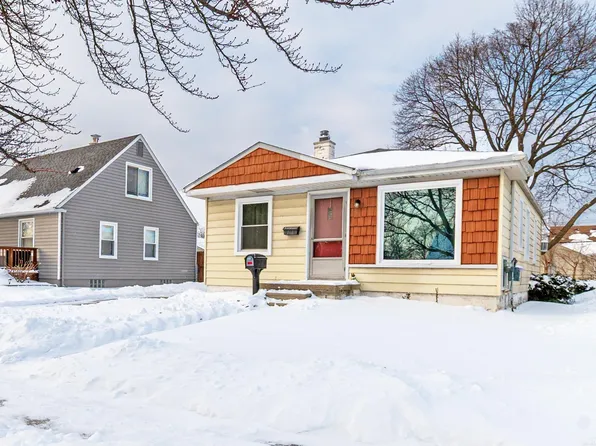 25151 Ford St, Roseville, MI 48066