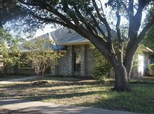 9116 Sweetwater Dr, Dallas, TX 75228