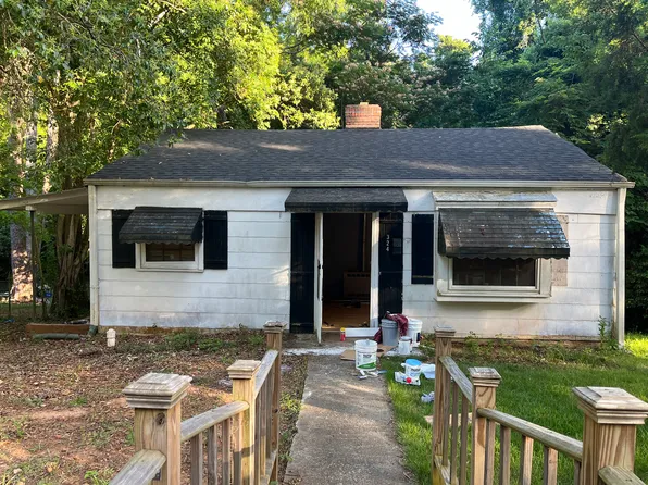 324 Pineneedle Rd, Columbia, SC 29203