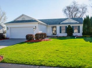 57848 Long Grove Dr, Elkhart, IN 46517