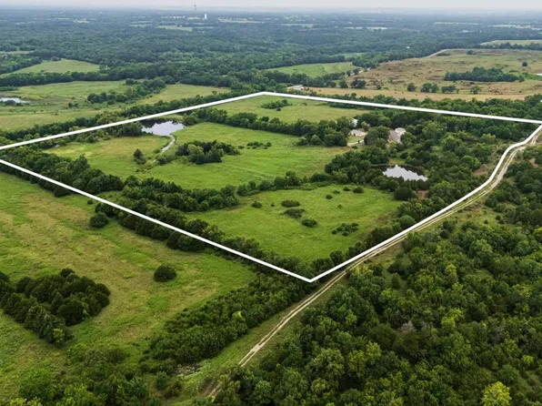 19093 Harper Rd, Mound Valley, KS 67354