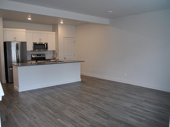 5th image of 257 S Heath Ln