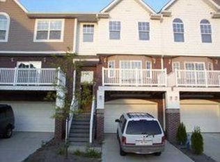 1489 Royal Reserve, Greenwood, IN 46143
