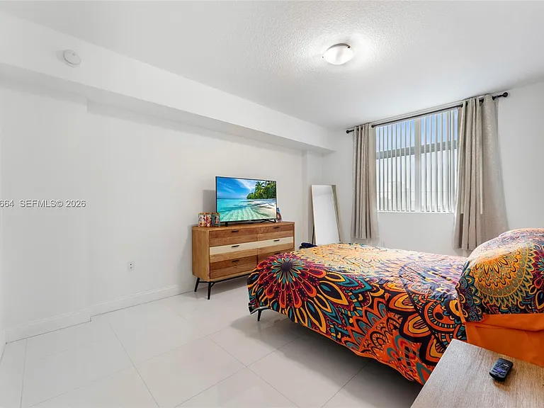 140 S Dixie Hwy #725 — Photo 16