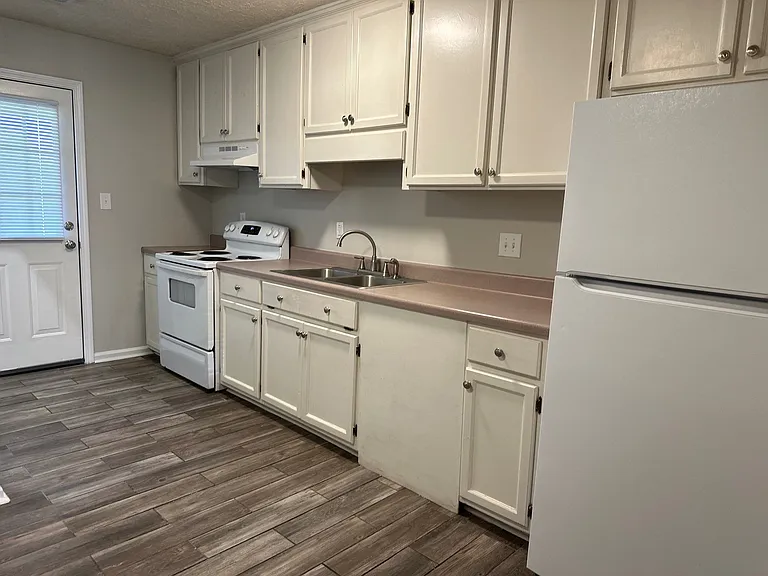642 Old Humboldt Rd #A — Photo 2