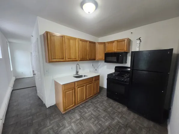 100 S Essex Ave #1E, Orange, NJ 07050