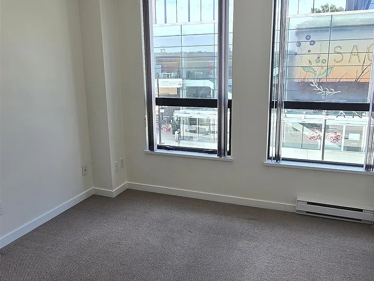 14 Begbie St #301 — Photo 16