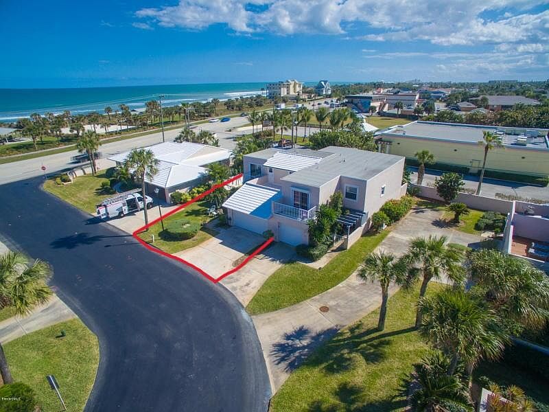 1st image of 556 Majorca Ct