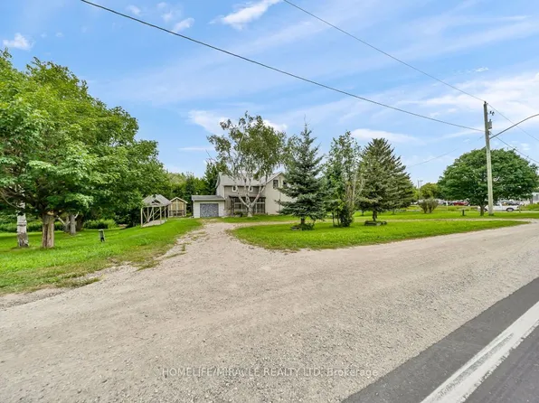 7964 Wellington St S #109, Howick, ON N0G 1X0