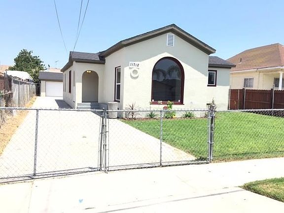 2nd image of 11712 Antwerp Ave