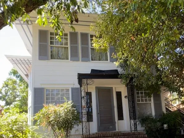 1534 Kings Hwy #B, Dallas, TX 75208