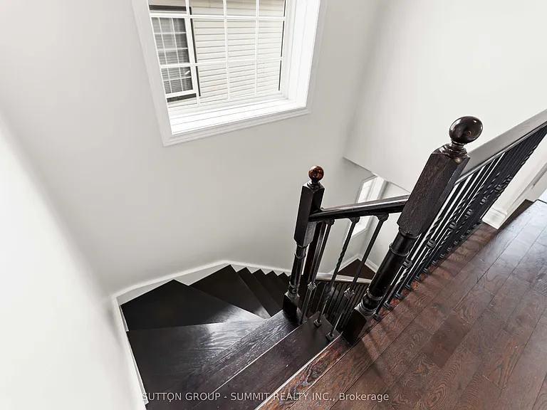 74 Cole St — Photo 11