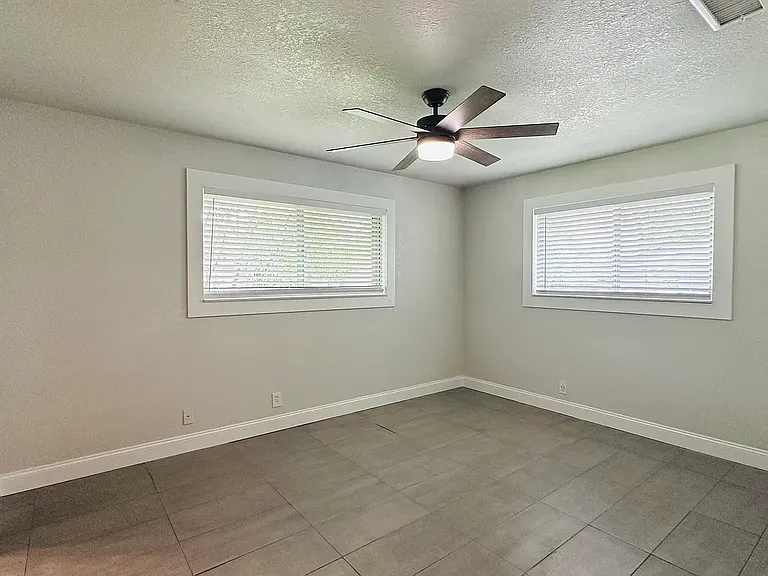608 Booth Dr — Photo 21