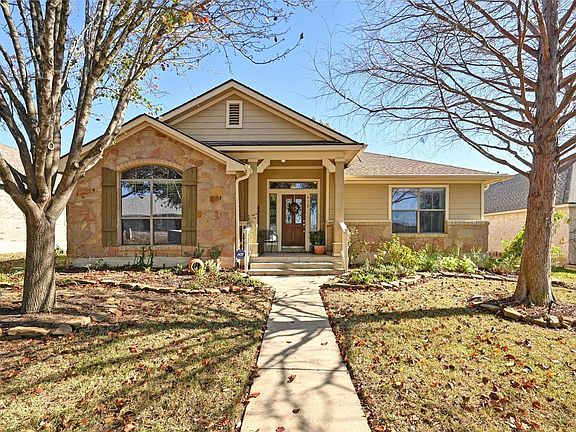 5th image of 932 Great Sand Dunes Ave