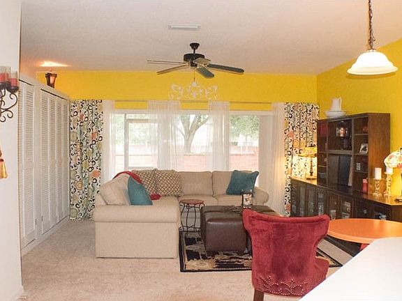 2nd image of 13233 Daniels Landing Cir