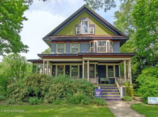 733 Clinton Ave, Oak Park, IL 60304
