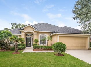 2917 Thorncrest Dr, Orange Park, FL 32065
