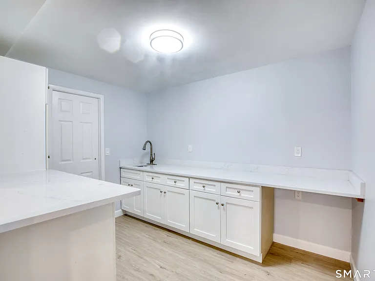 8 Ridge Pl #1 — Photo 27