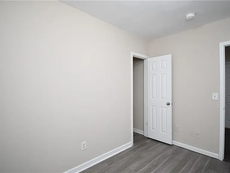 639 Mill Stone Blf #A — Photo 4