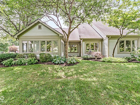 5th image of 9457 Tamarack Dr