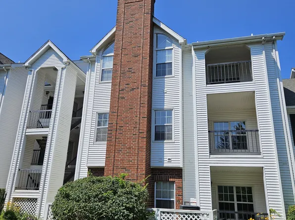 31 High Street APT 7307, East Hartford, CT 06118