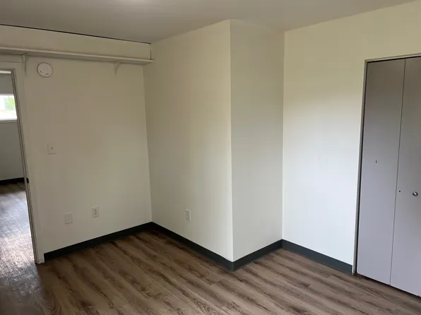1081 Annapolis Rd #1, North Pole, AK 99705
