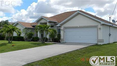 3rd image of 2723 NW 45th Pl #83