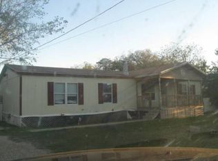 302 E Henderson St, Itasca, TX 76055