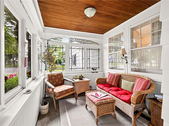 4th image of 89 Edgemont Rd