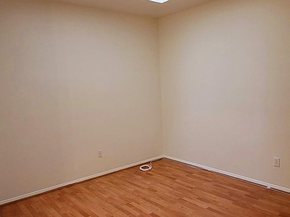 5th image of 6742 Greenleaf Ave APT 203