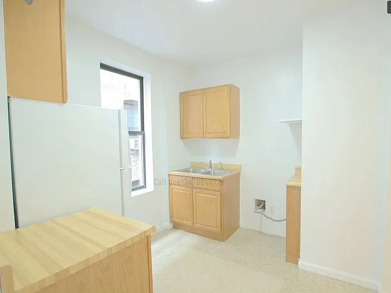 201 W 108th St #32 — Photo 9