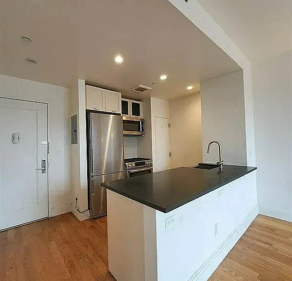 1035 Fulton St #3C — Photo 4