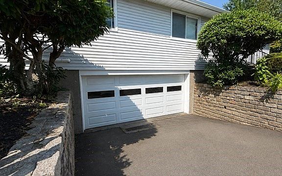 2nd image of 474 Parker St #0